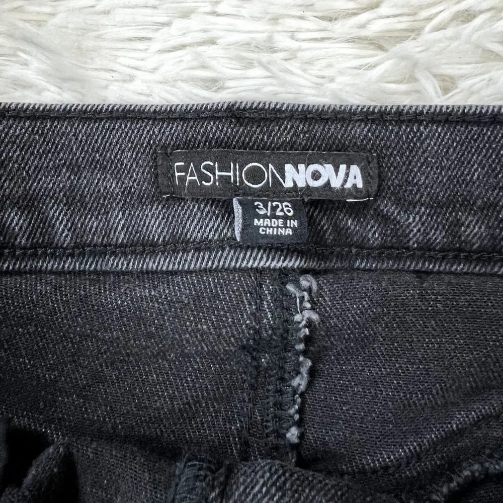 Fashion Nova Black High Waisted Stretch Skinny Jeans Size 3 / 26 - Picture 6 of 8